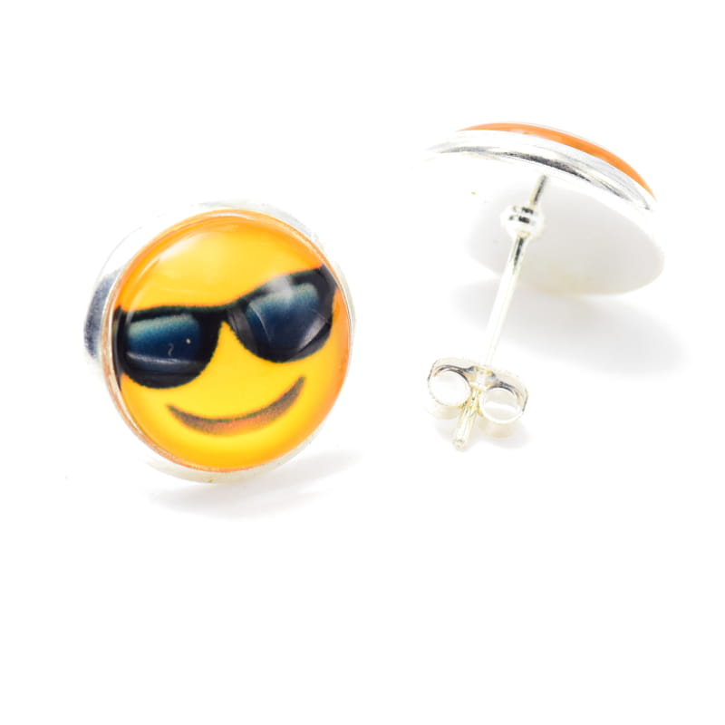 Joya Aretes Broquel Emoji Carita Con Gafas Negras Acero
