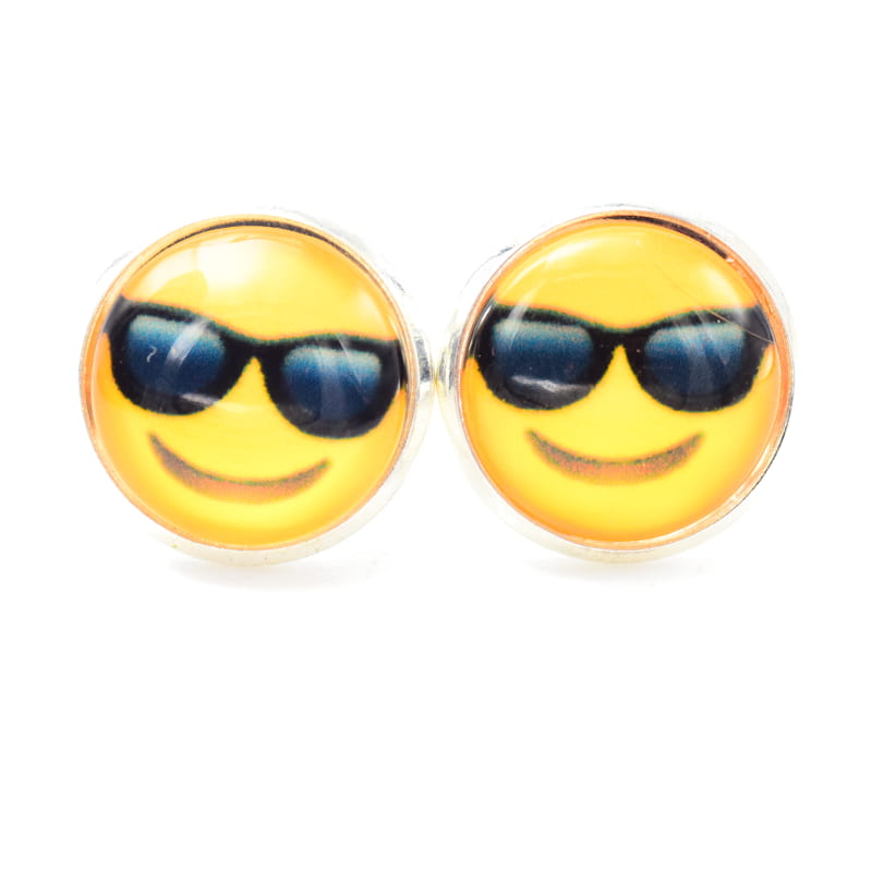 Joya Aretes Broquel Emoji Carita Con Gafas Negras Acero