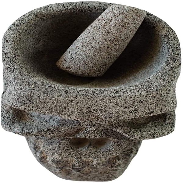 Molcajete Cuaomi - Molcajete Moderno de piedra volcánica en forma de cráneo calavera, el molcajete incluye el tejolote y es elaborado con proceso artesanal, molcajete artesanal, salsero