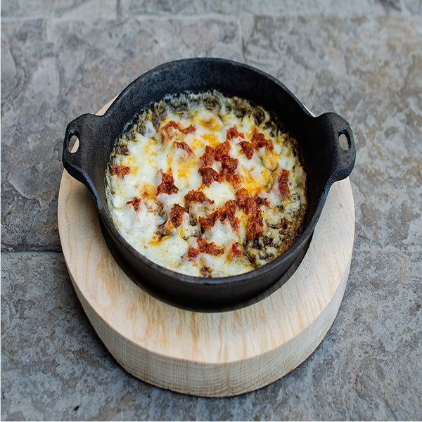 JCE- Juego de Cazuela de hierro fundido de 15 cm con base de madera perfectas para queso, salsa, chorizo, frijoles. Cacerola de Hierro Fundido. Proceso de fundición Artesanal, Excelente para el Grill.