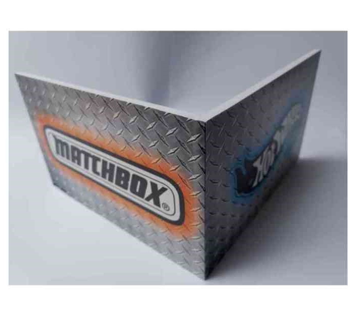 2 Dioramas, 2 Exhibidores Para Autos Hot Wheels A Escala