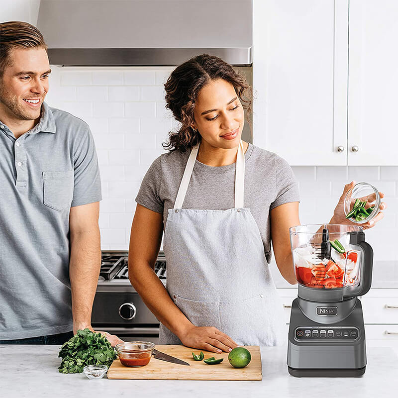 Procesador De Alimentos Ninja Professional Plus BN601 Negro REACONDICIONADO