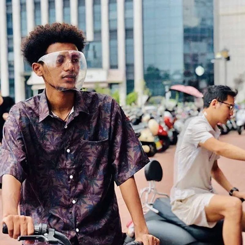 Set 2 caretas policarbonato premium 