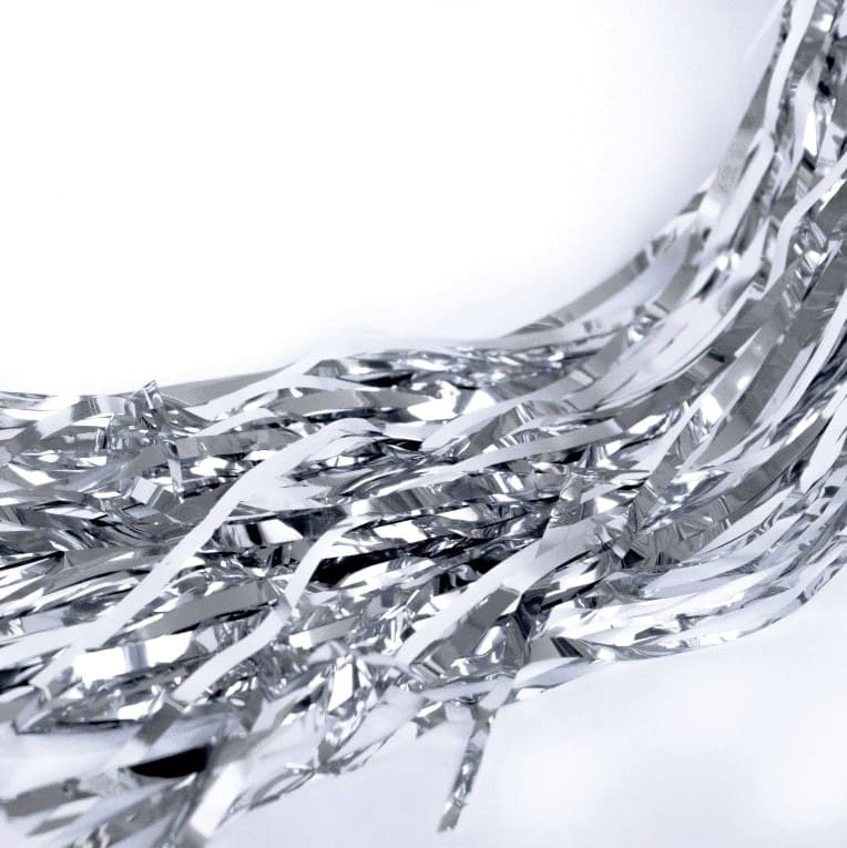 Kit feliz cumpleaños cortinas metálicas, banner y adorno para pastel (Plateado)