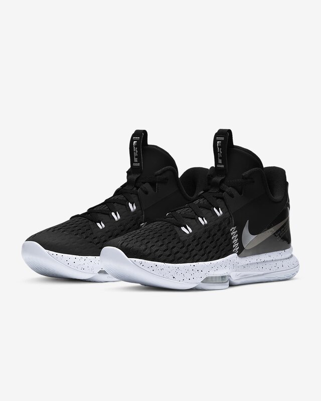 Tenis de basquetbol LeBron Witness 5 Negro Plata