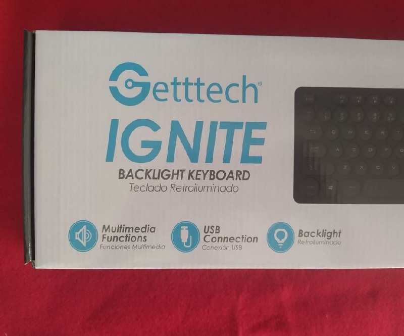 Teclado GETTTECH GTI-28201G Negro Retroiluminado cable USB NEGRO PC LAP MAC WINDOWS IOS MEMBRANA