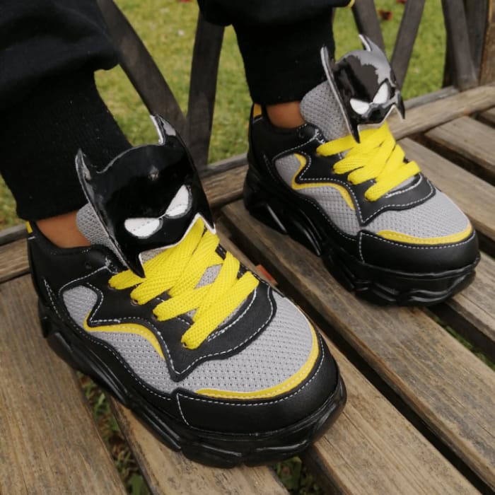 Tenis para niños de personaje Batman