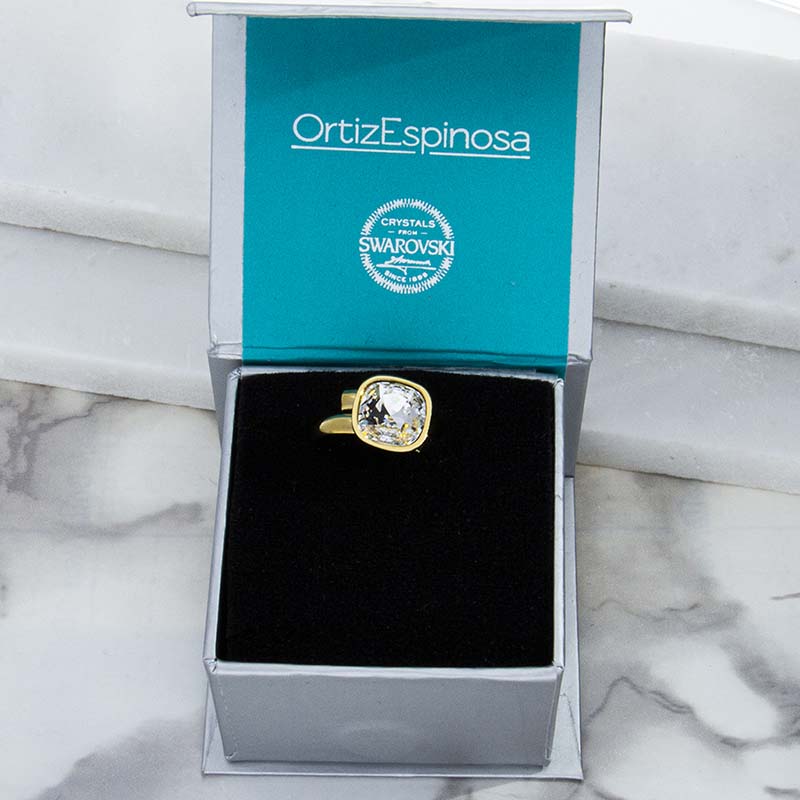 Anillo para Mujer con Cristal Fino Europeo en forma de Cuadro, Bañado en Oro 14k, Anillo Elegante y Brillante, Aretes de Mujer de Moda, Joyería para Mujer de Moda, Regalo especial