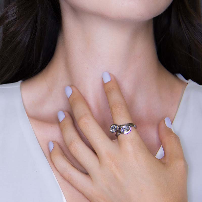 Anillo para Mujer con Cristal Fino Europeo en forma de Oval, Bañado en Rodio, Anillo Elegante y Brillante-Aretes de Mujer de Moda, Joyería para Mujer de Moda, Regalo especial
