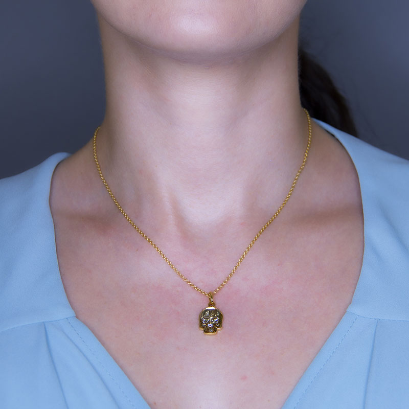 Collar para Mujer con Cristal Fino Europeo en forma de Calavera- Bañado en Oro 14k- Collar Elegante y Brillante-Collares de Mujer de Moda- Joyería para Mujer de Moda- Regalo especial