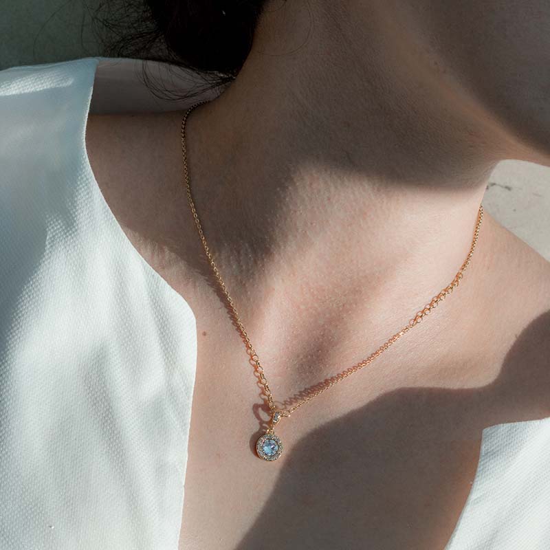 Collar para Mujer con Cristal Fino Europeo Rosetti, Bañado en Oro 14k- Collar Elegante y Brillante-Collares de Mujer de Moda- Joyería para Mujer de Moda- Regalo especial