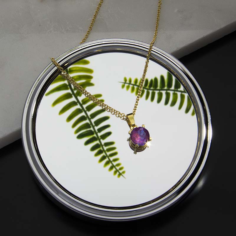 Collar para Mujer con Cristal Fino Europeo Solitario, Bañado en Oro 14k- Collar Elegante y Brillante-Collares de Mujer de Moda- Joyería para Mujer de Moda- Regalo especial