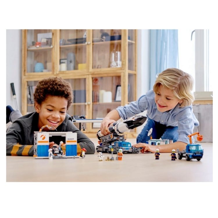 Lego 60229 Ensamblaje y Transporte del Cohete