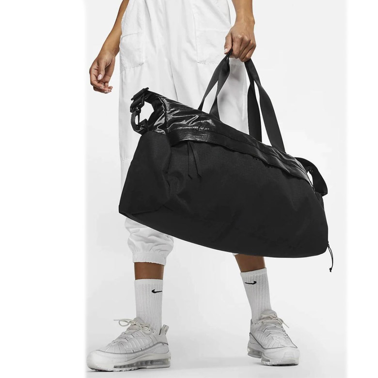 Bolsa Maleta Deportiva Nike Radiate Club 2.0 - Negro
