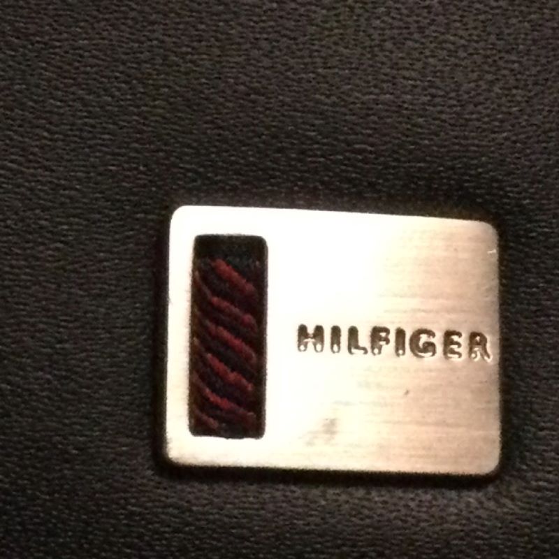 Tommy Hilfiger Cartera Elegante  De Piel Para Hombre Negra Con Detalle de Logo De Acero