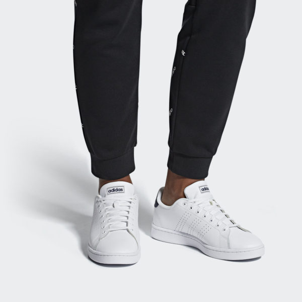 Tenis Adidas Advantage Blanco Negro de Caballero