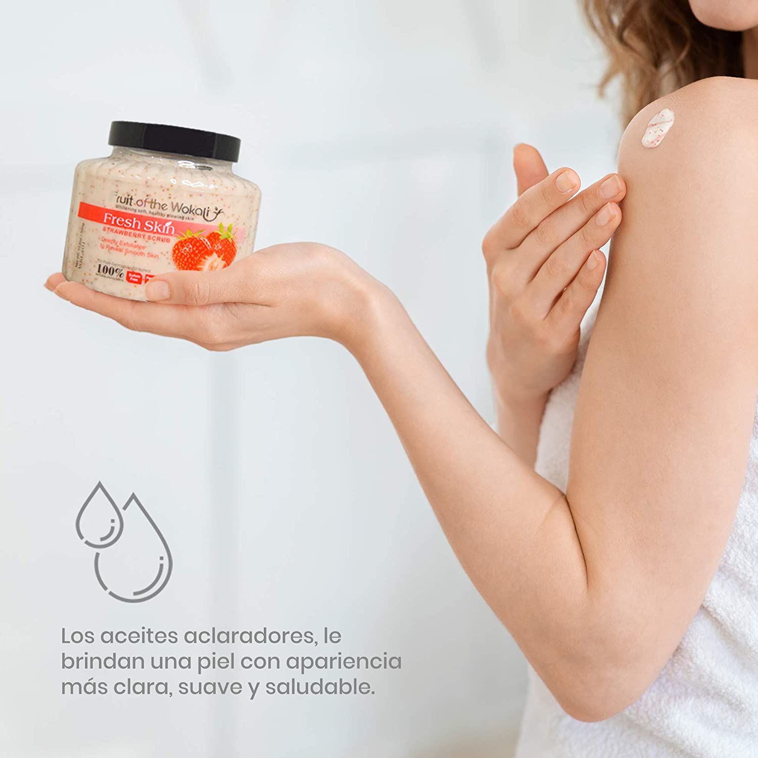 Fruit of The Wokali Exfoliante Facial y Corporal Natural de FRESA Ultra Hidratante, Sin sulfatos ni Parabenos - Exfolia e Hidrata Suavemente la Piel del Cuerpo y Cara, Exfoliante de ducha - Unisex 500g (18oz)