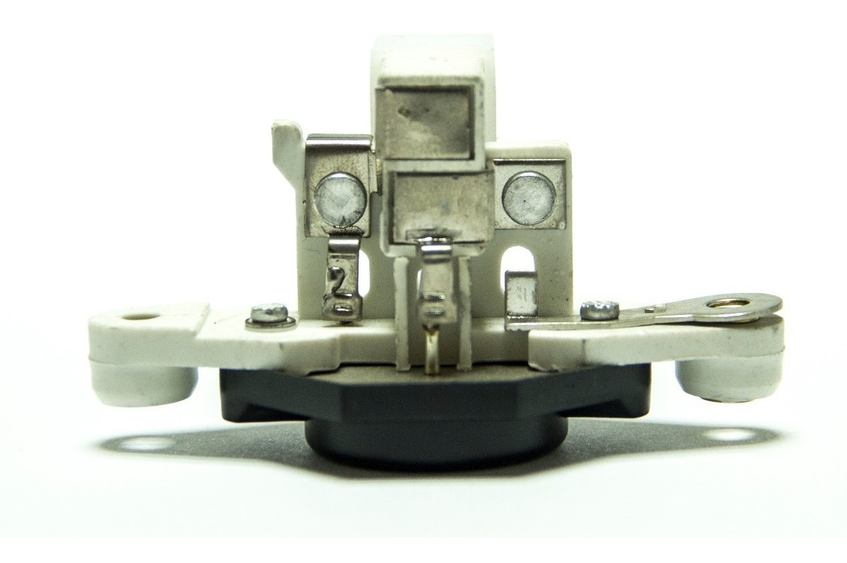Regulador De Voltaje Alternador Vw A2 Polo Derby 14v C/envio