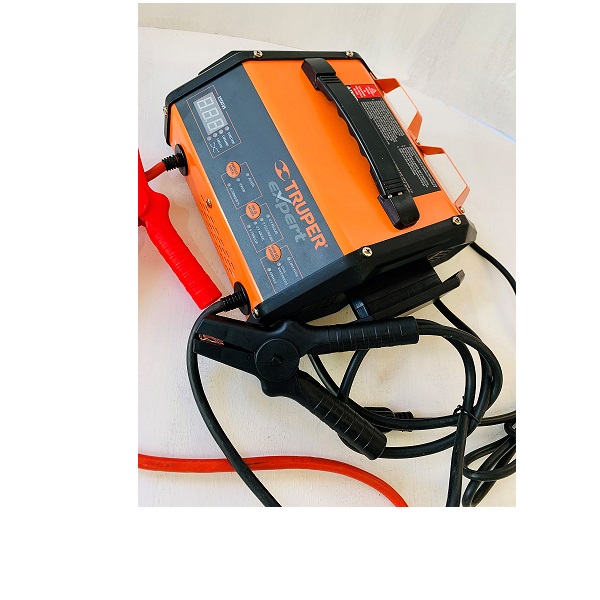 Cargador Rápido de Baterías con Arrancador para Autos Carros Camionetas Camiones Tractores Mecánica Truper Expert 