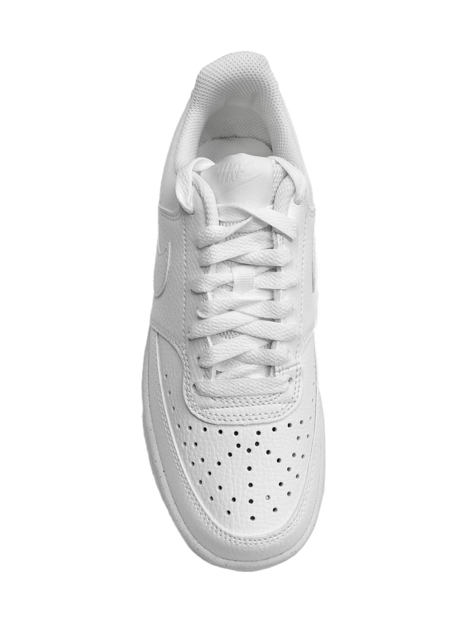 Tenis Nike Court Vision color blanco para dama