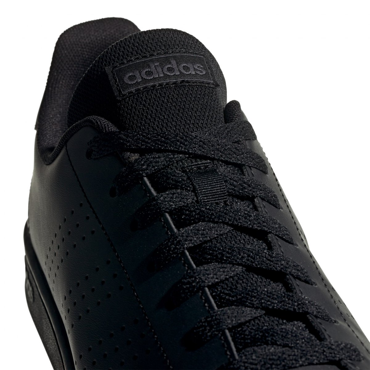 TENIS ADIDAS ADVANTAGE BASE - EE7693