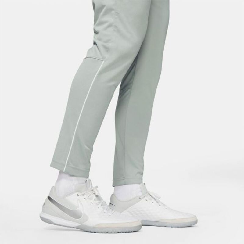 CONJUNTO DEPORTIVO PARA HOMBRE COLOR GRIS NIKE 1019