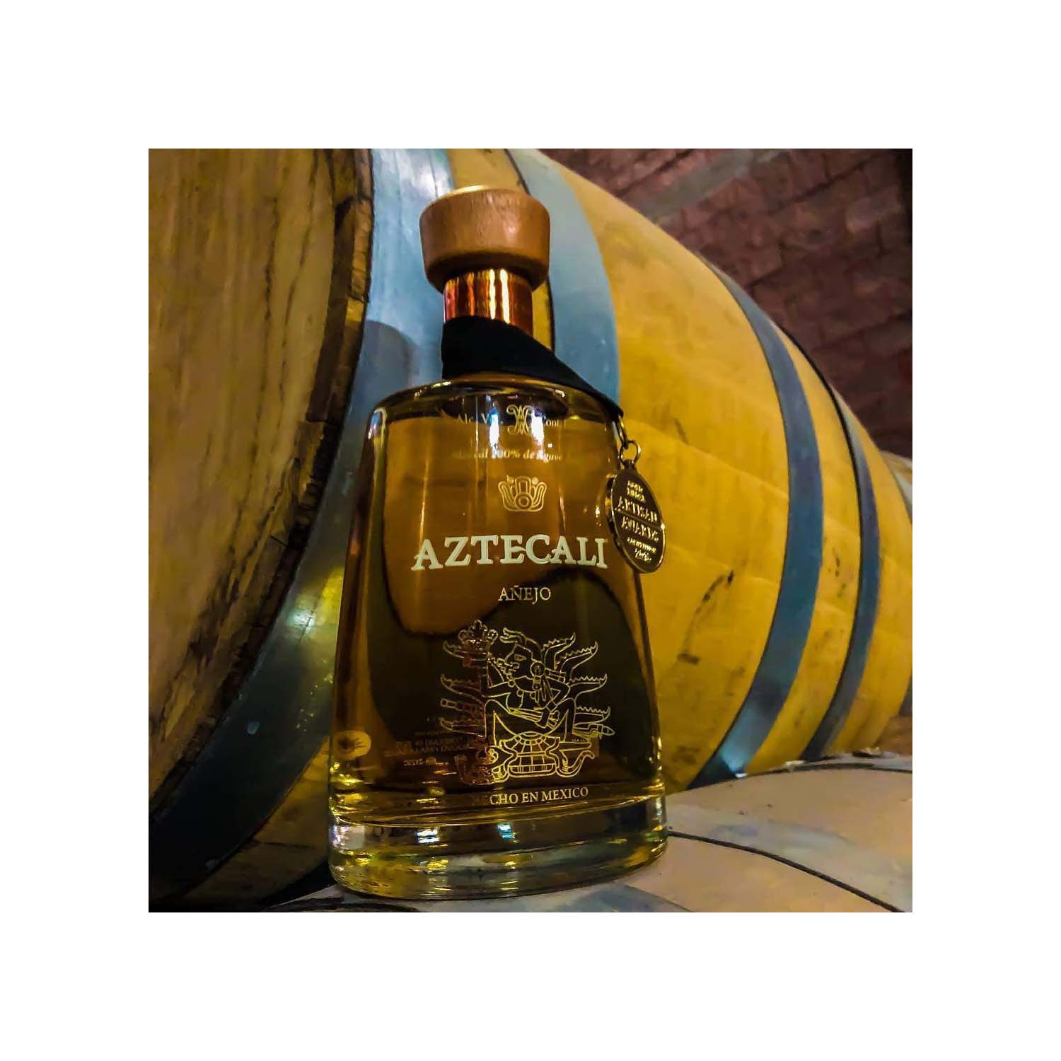 Mezcal Aztecali Añejo 750ml Agave Azul Premium