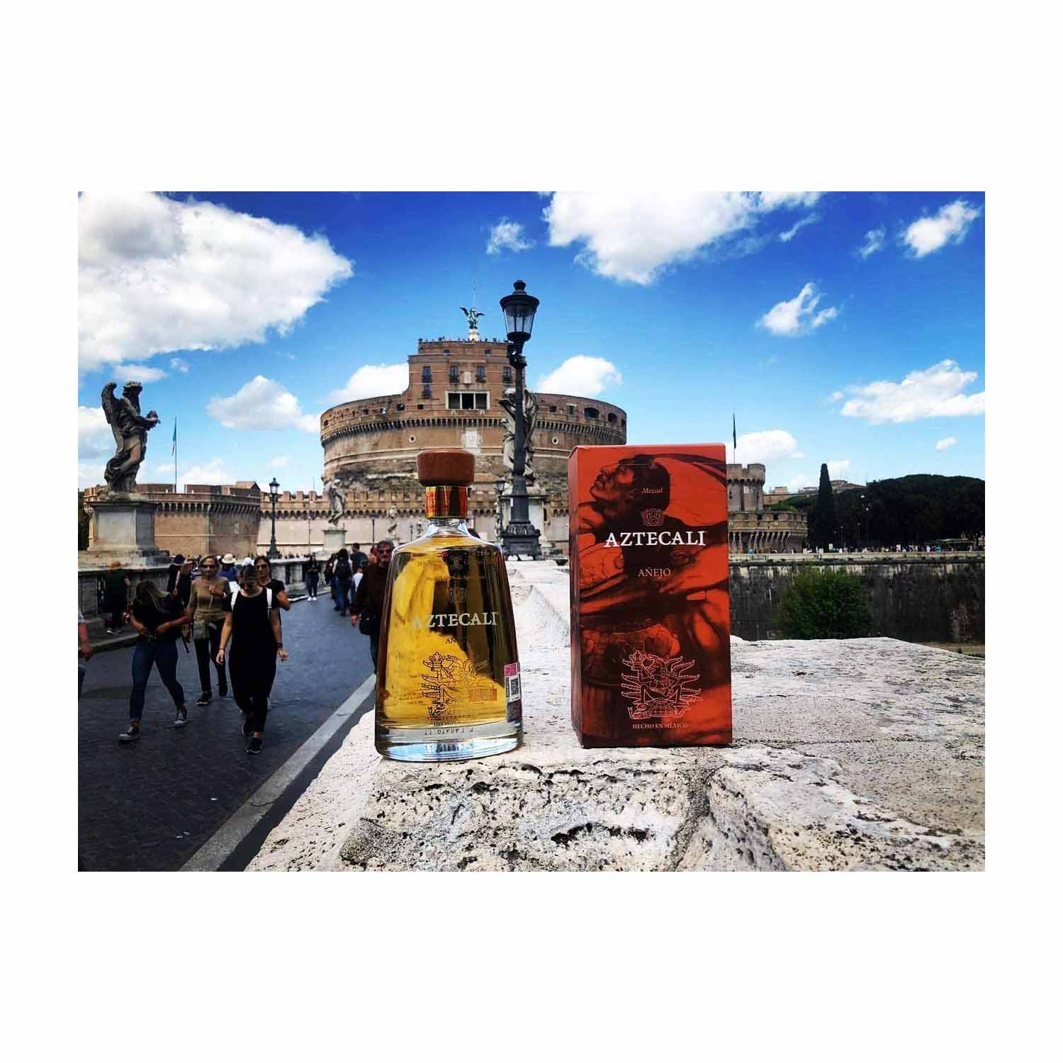 Mezcal Aztecali Añejo 750ml Agave Azul Premium