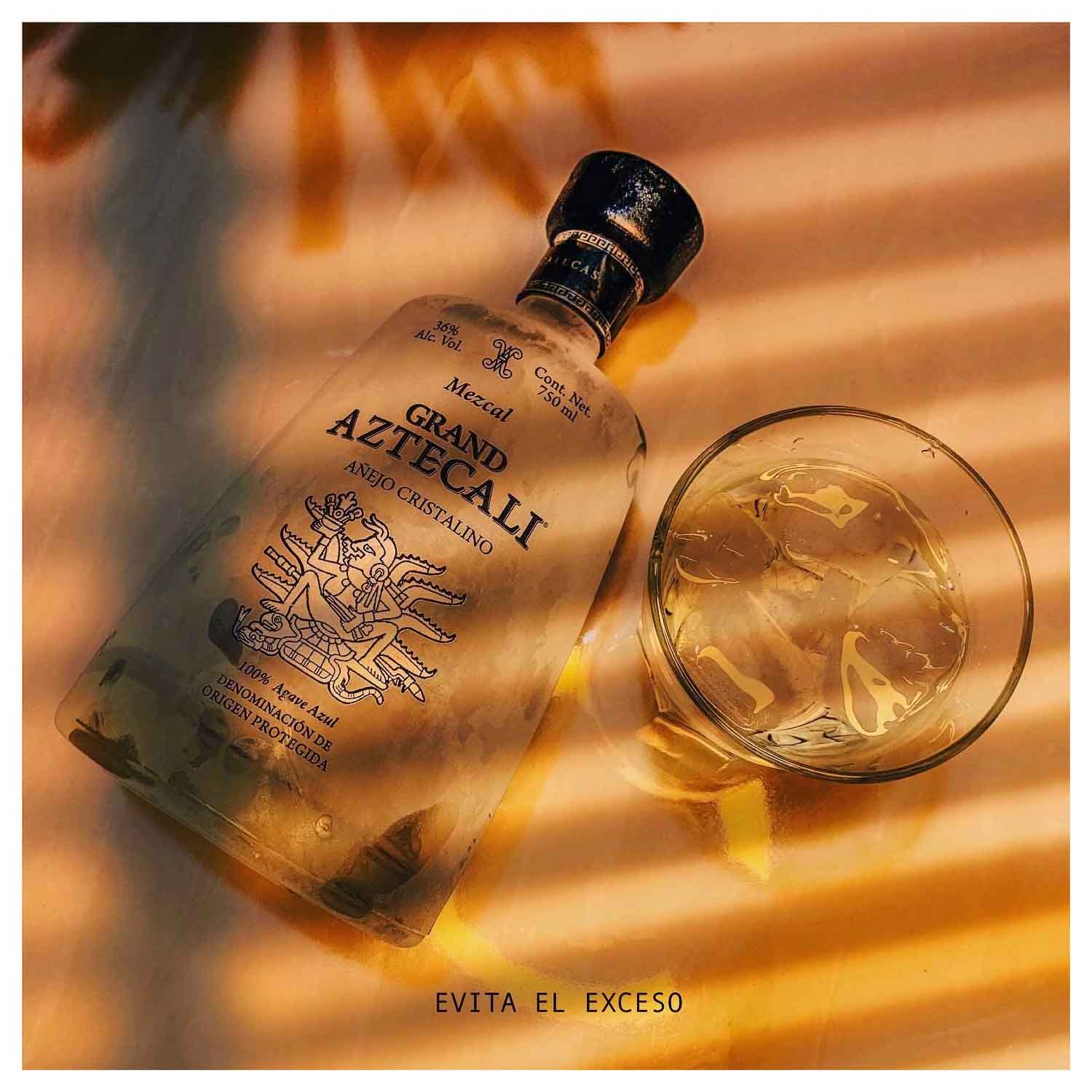 Mezcal Grand Aztecali Añejo Cristalino 750ml Agave Azul Premium
