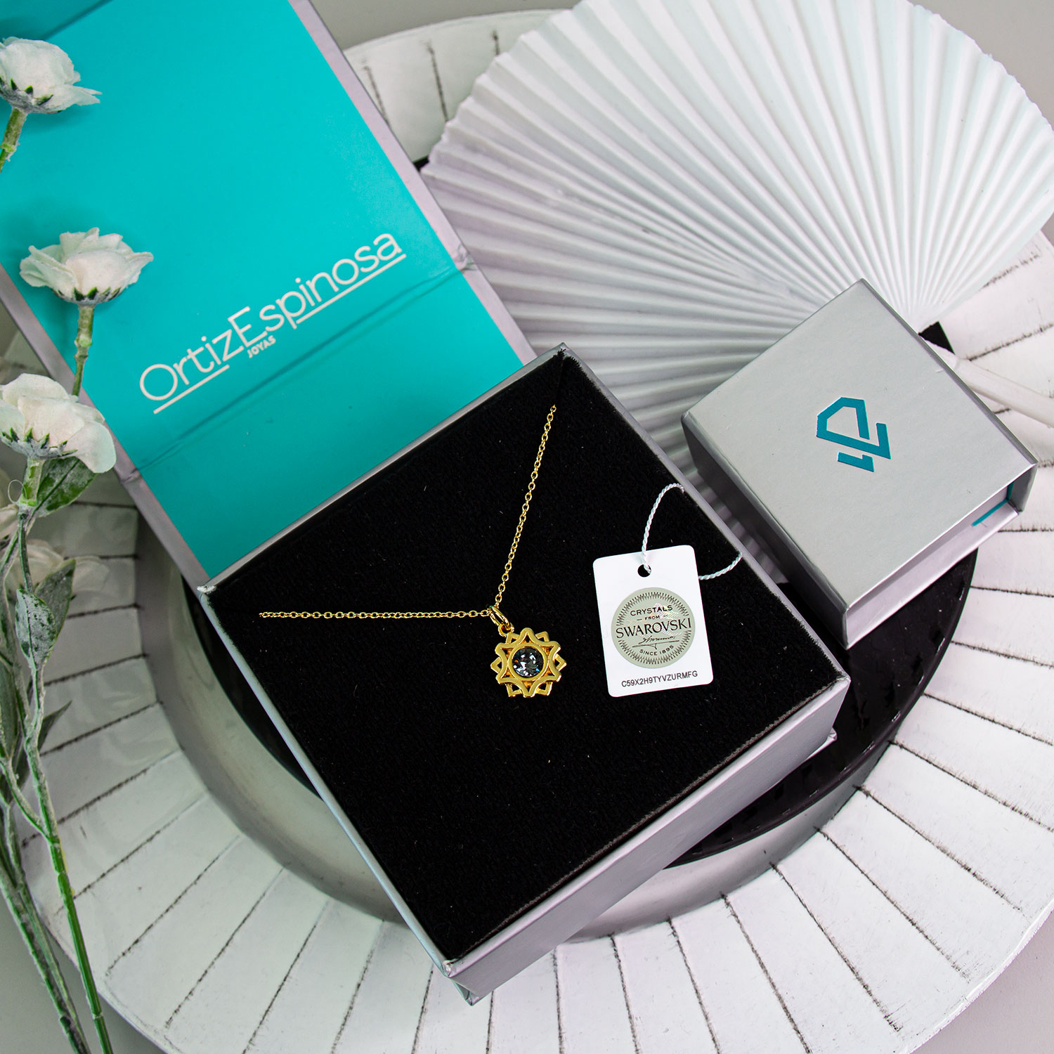 Collar para Mujer con Cristal Fino Europeo Solei, Bañado en Oro 14k- Collar Elegante y Brillante-Collares de Mujer de Moda- Joyería para Mujer de Moda- Regalo especial