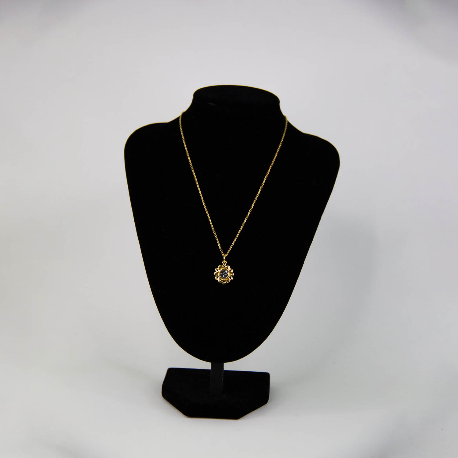 Collar para Mujer con Cristal Fino Europeo Solei, Bañado en Oro 14k- Collar Elegante y Brillante-Collares de Mujer de Moda- Joyería para Mujer de Moda- Regalo especial