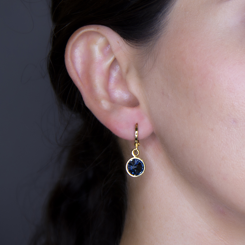 Arete para Mujer con Cristal Fino Europeo en forma de Circulo, Bañado en Oro 14k, Arete Elegante y Brillante, Aretes de Mujer de Moda, Joyería para Mujer de Moda, Regalo especial