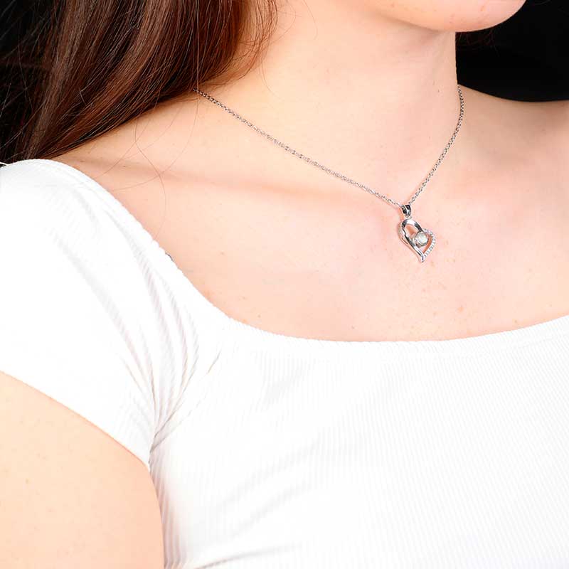 Collar Te Amo Con Proyeccion En 100 Idiomas