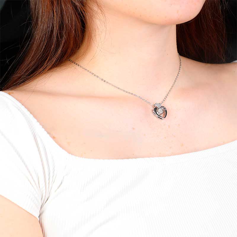 Collar Te Amo Con Proyeccion En 100 Idiomas