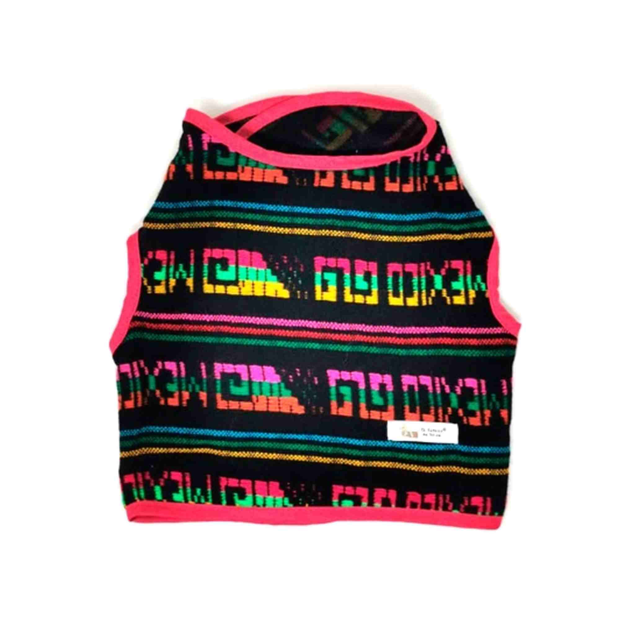 Chaleco Negro con bordados para mascotas marca El Rebozo de Dolce