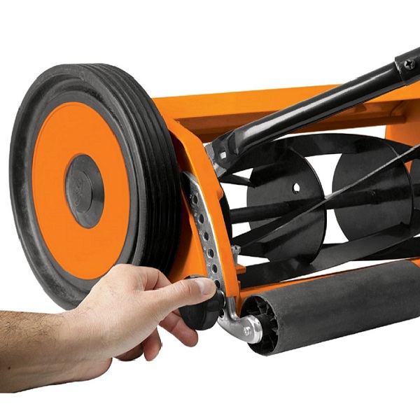 Podadora Manual  15" Cortadora de Pasto-Hierba sistema de Rodillo 5 Cuchillas Jardin Jardinera Truper POMA-15