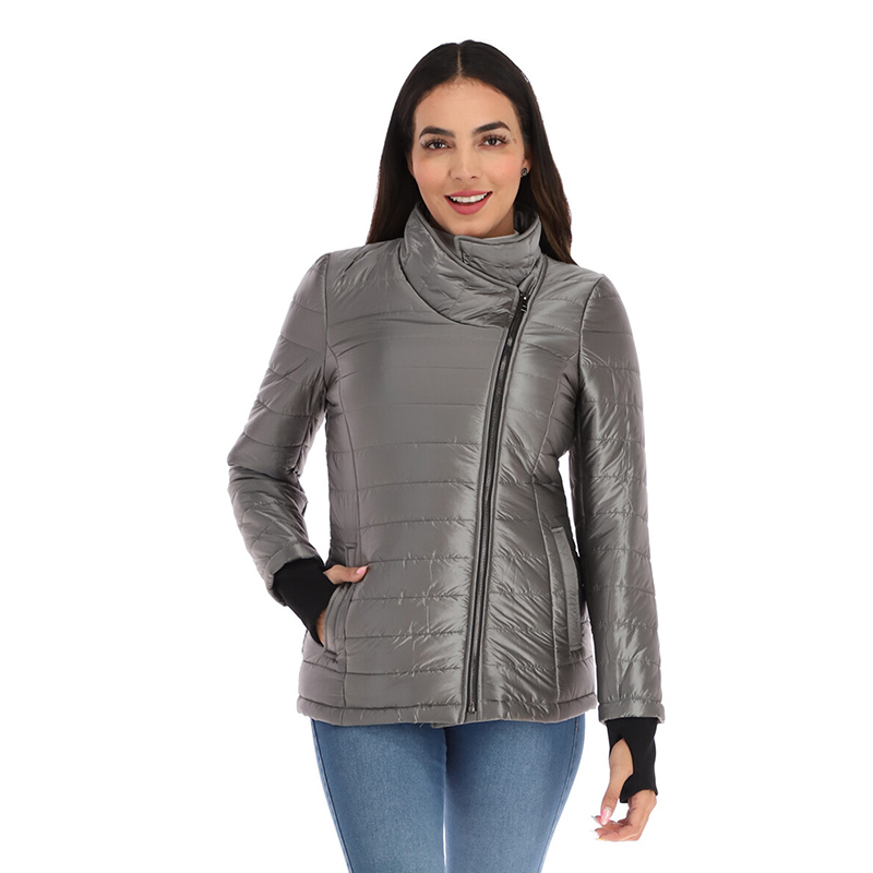 Chamarra capitonada Shyla asimétrica con puños integrados