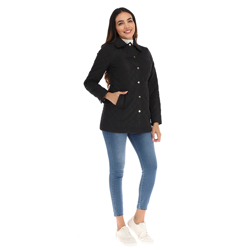 Chamarra Shyla básica de broches y bolsas laterales