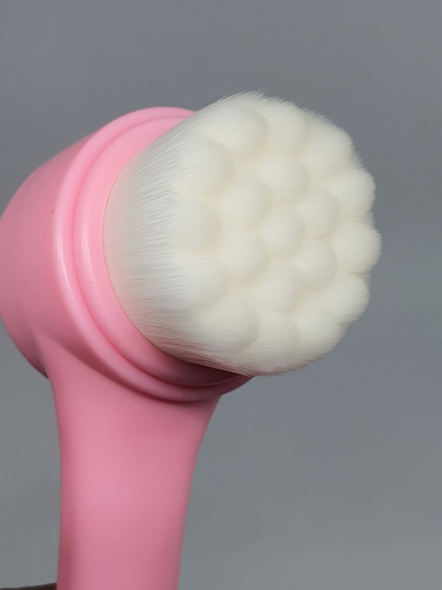 Cepillo Limpieza Facial Exfoliante Doble Cara Manual Masaje color rosa