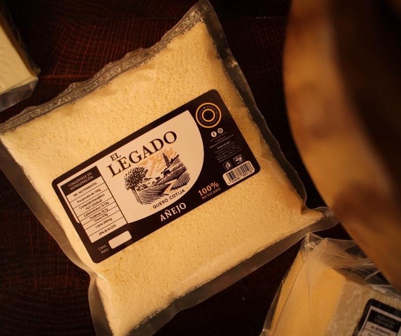 Queso Cotija El Legado (2 KG - Cuñas y rallado) Envío gratis!