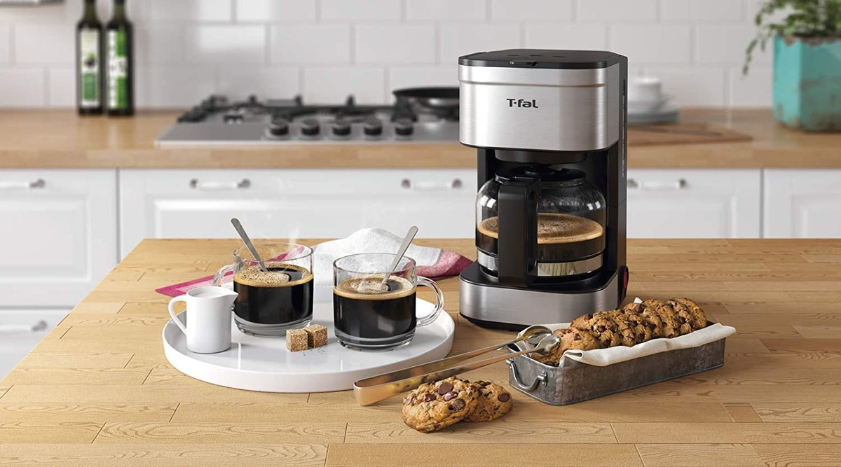 Cafetera T-Fal Elegance CM223DMX Filtro Permanente 7 Tazas - Negro