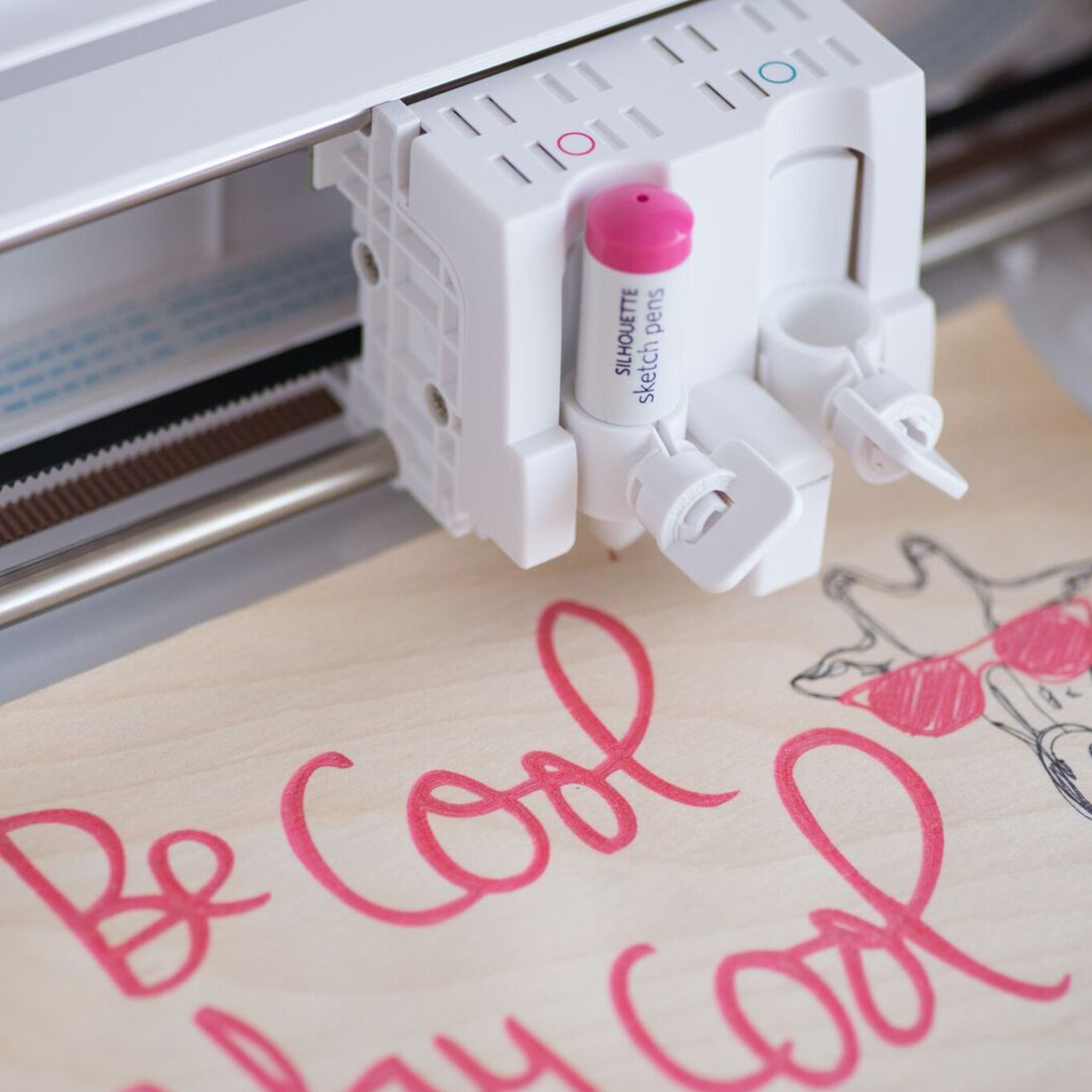 Plotter de corte Silhouette Curio