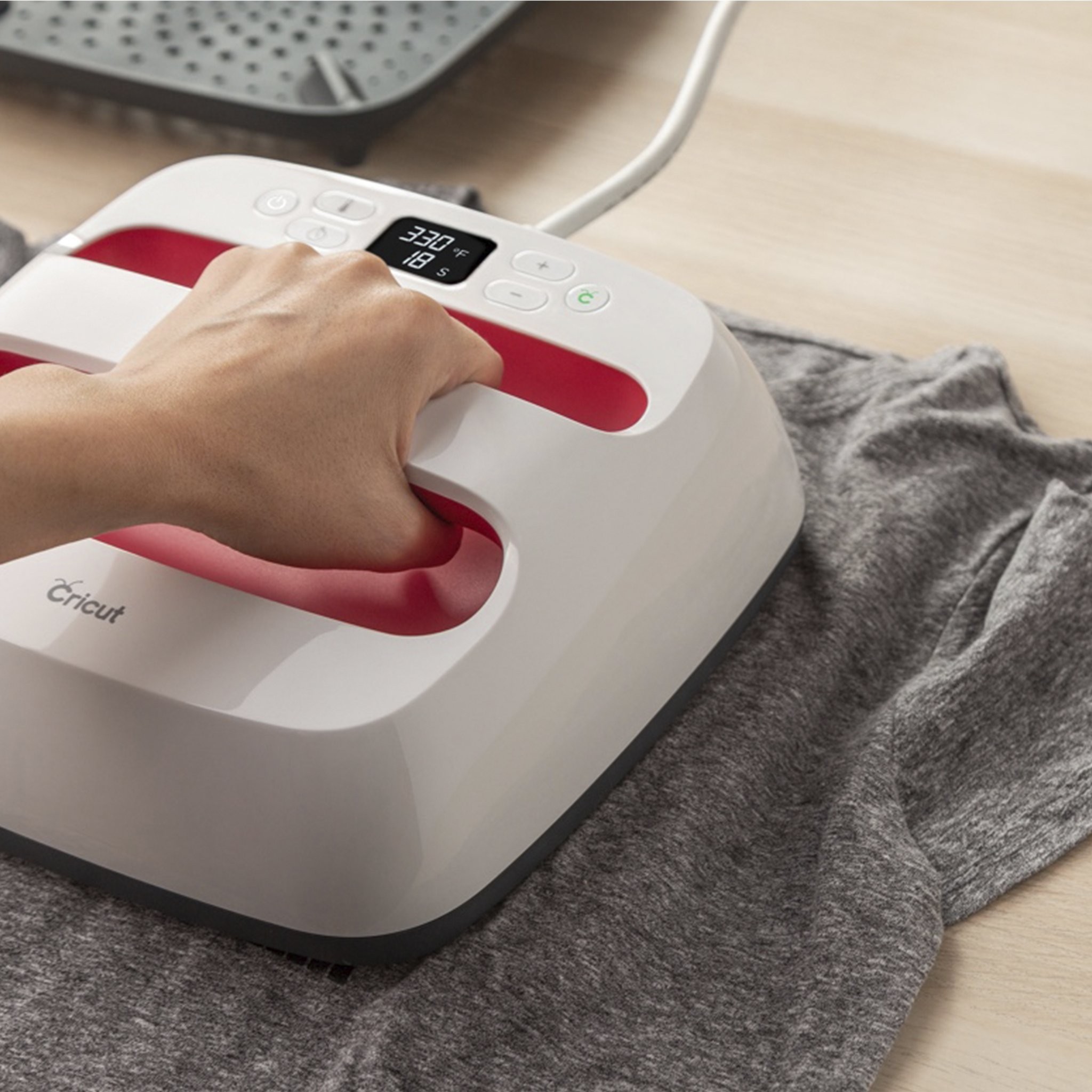 Plancha de Calor Easypress Cricut 9  x 9  Color Frambuesa