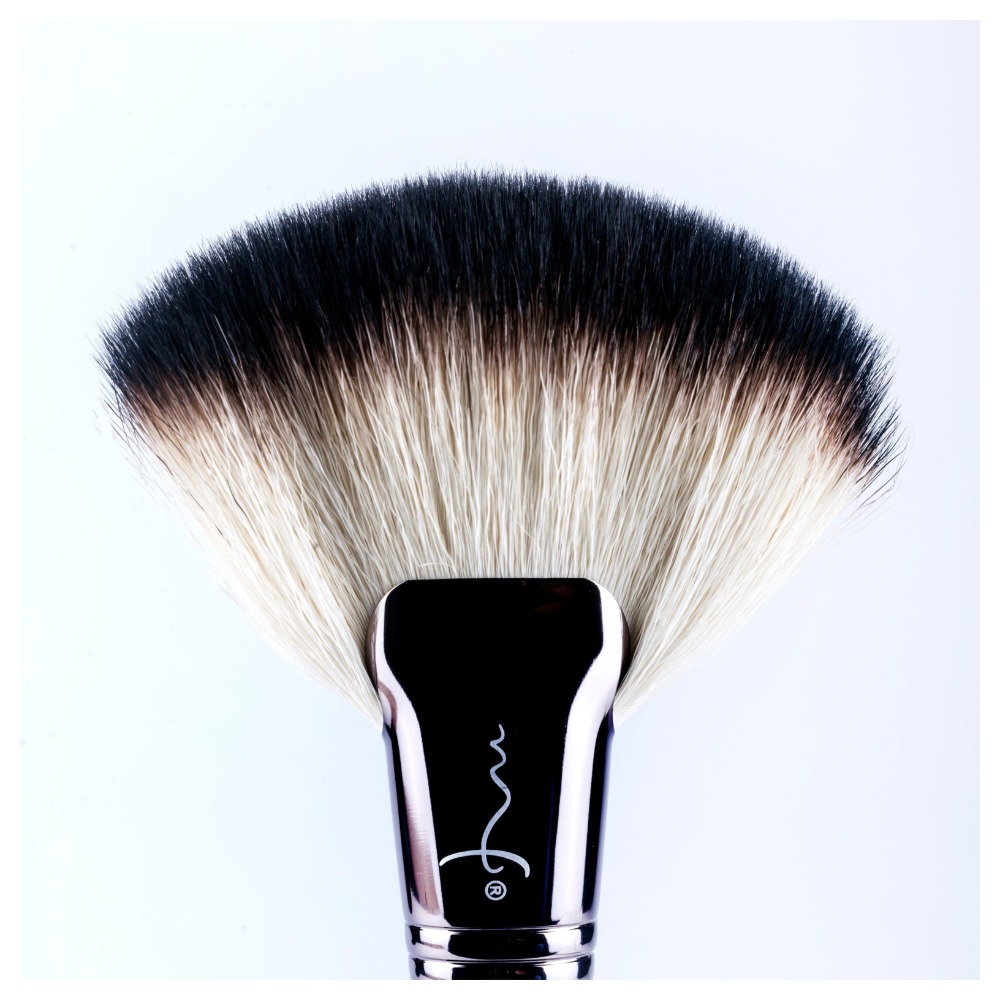 Brocha de Abanico Grande para Polvo Marifer Cosmetics 1269