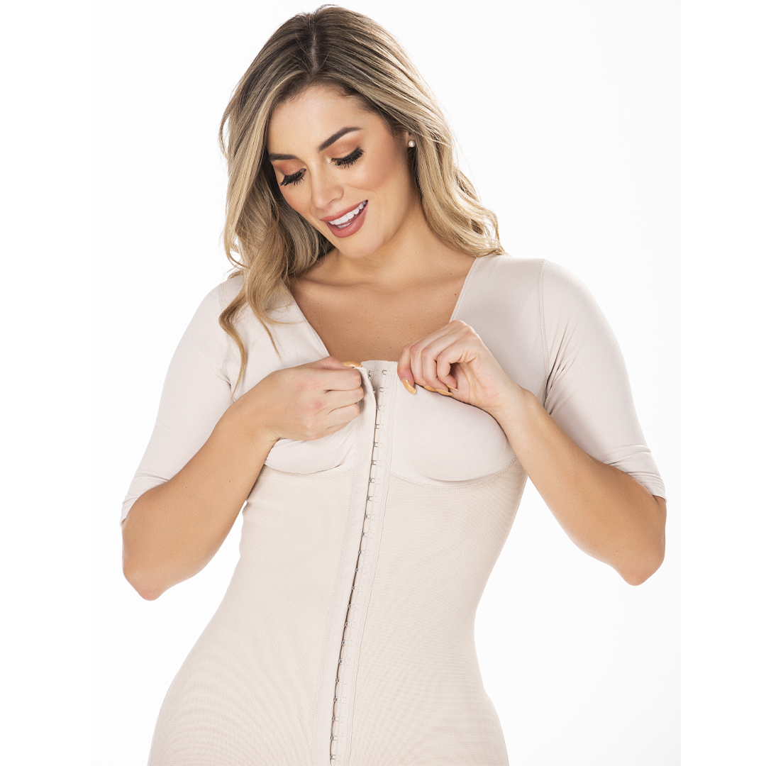 Fajas Colombianas Post Operatorias Post Cirugías Faja Postquirúrgica Faja Completa Liposucción Lipoescultura Abdominoplastia