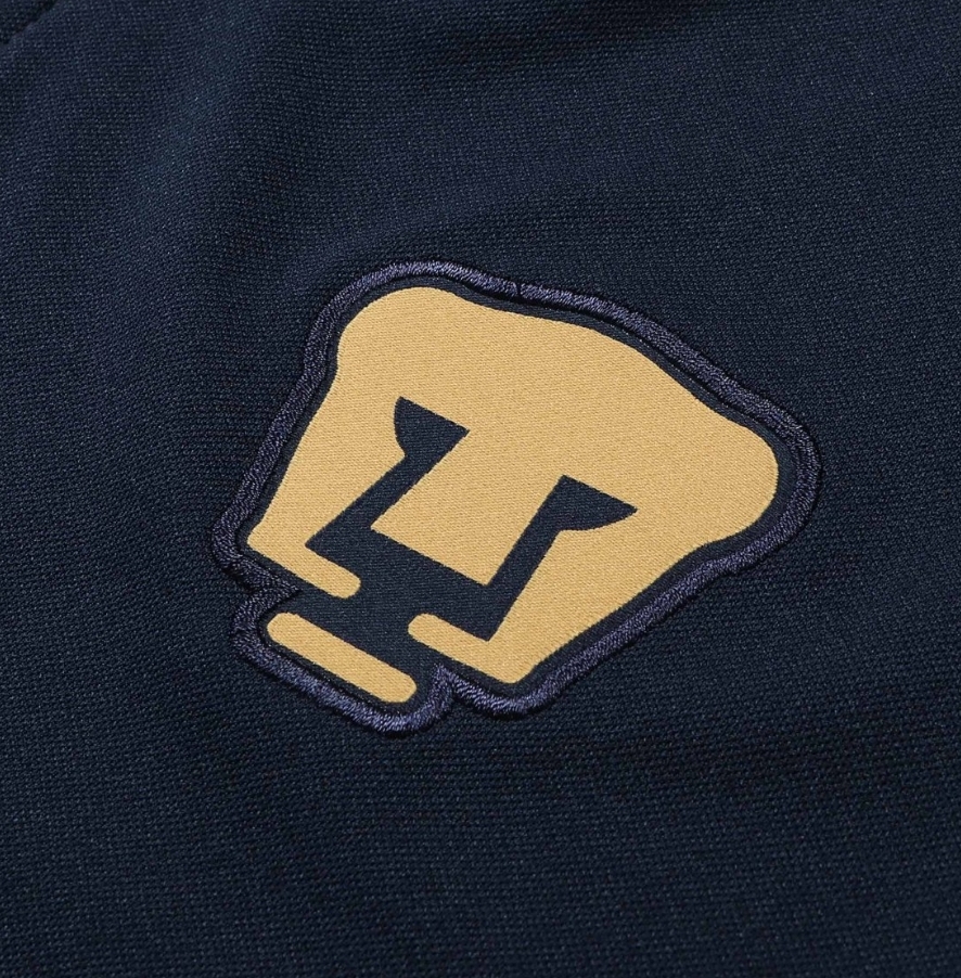 chamarra pumas nike modelo MNK 2021/2022