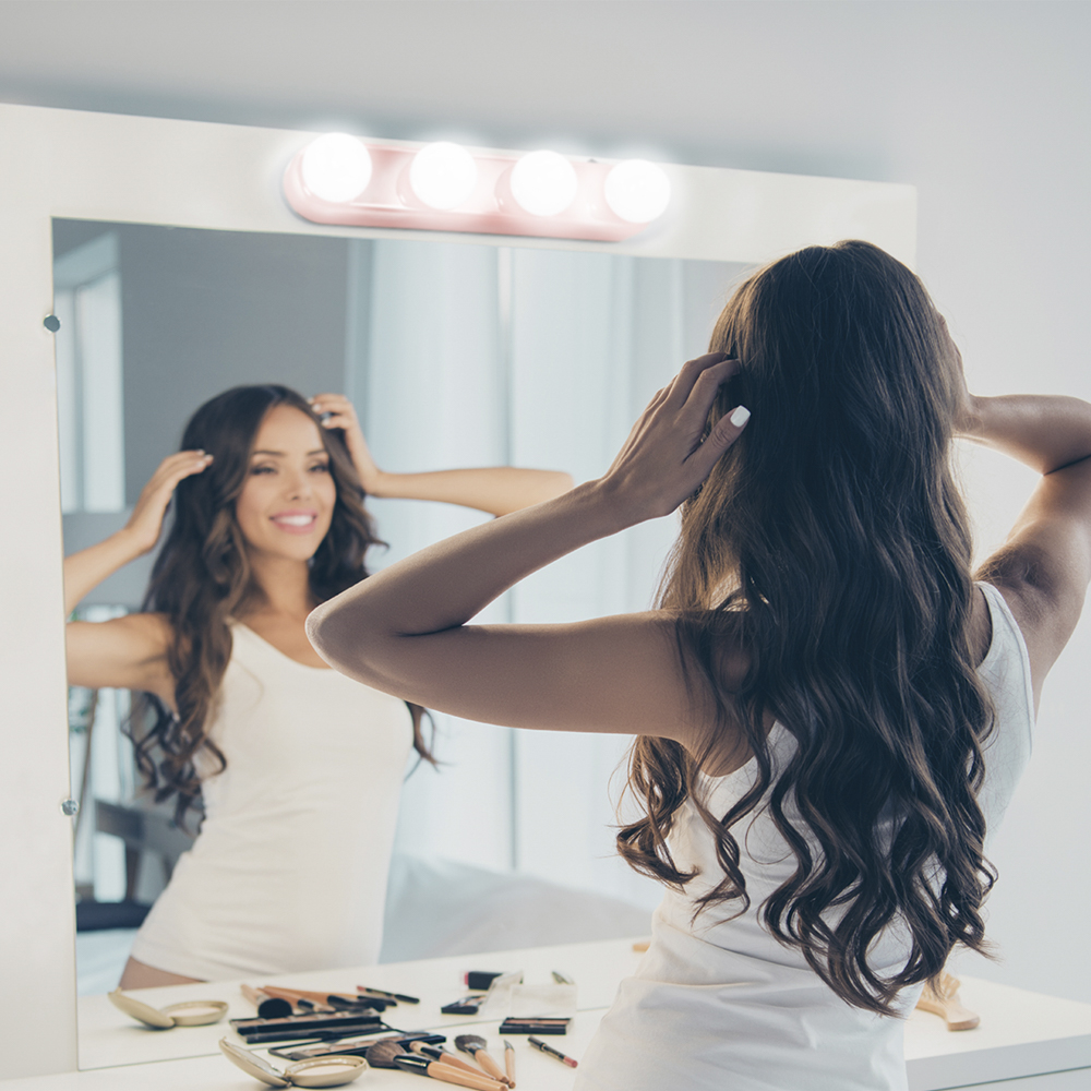 Lámpara LED con 4 Luces para Tocador y Salones, Ideal para Maquillarse o Tomar Videos Steren LAM-165