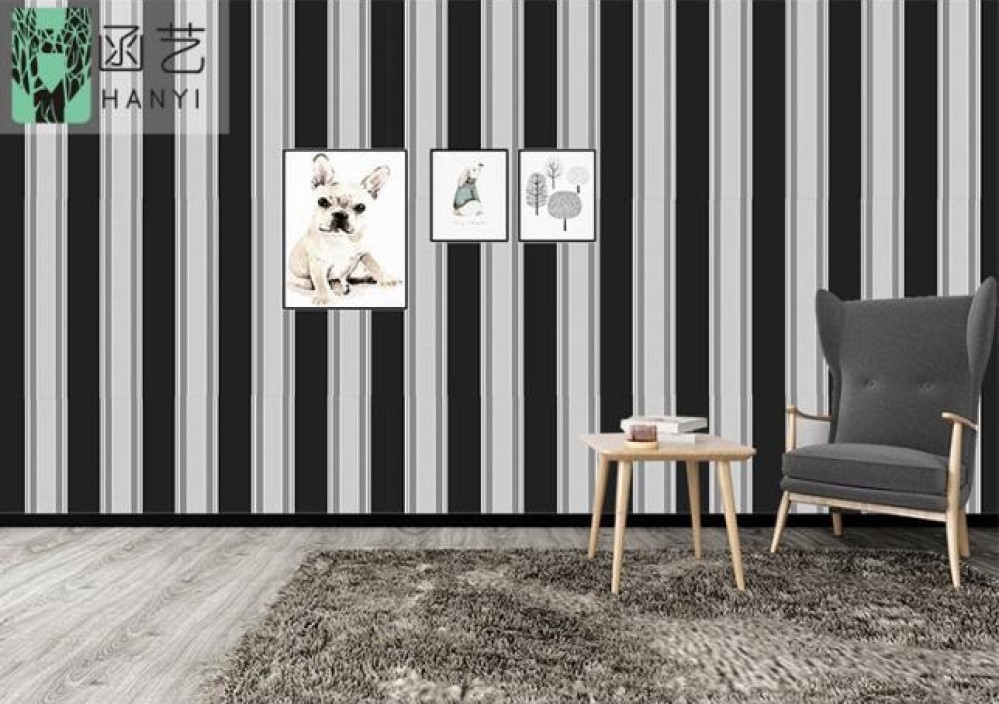 PAPEL TAPIZ ADHERIBLE RAYAS GRIS Y NEGRO 2m X 45cm TP21