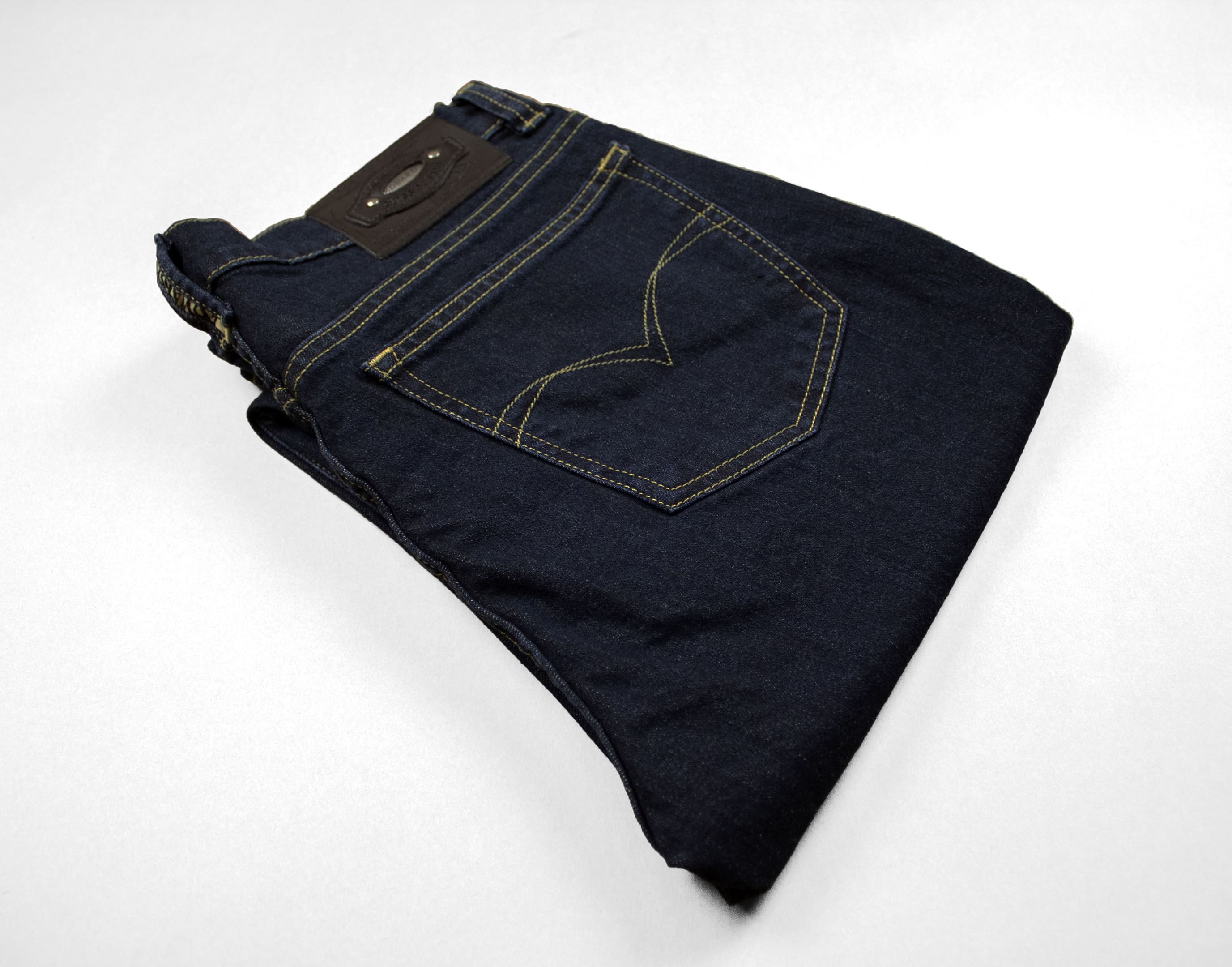 Jeans De Hombre Corte Recto EE05