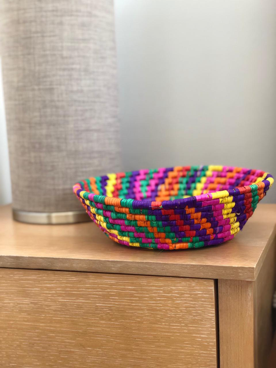 Canasta mexicana de palma rústica hecha a mano